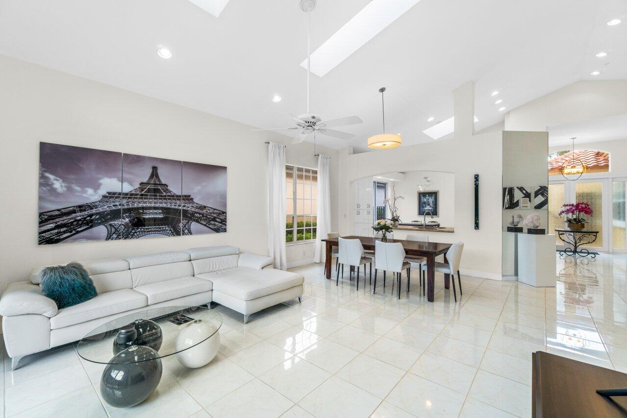 6343 Northwest 24th Street Boca Raton, FL 33434 - Photo 13 of 35 009-6343Northwest24thStreet-BocaRaton-FL