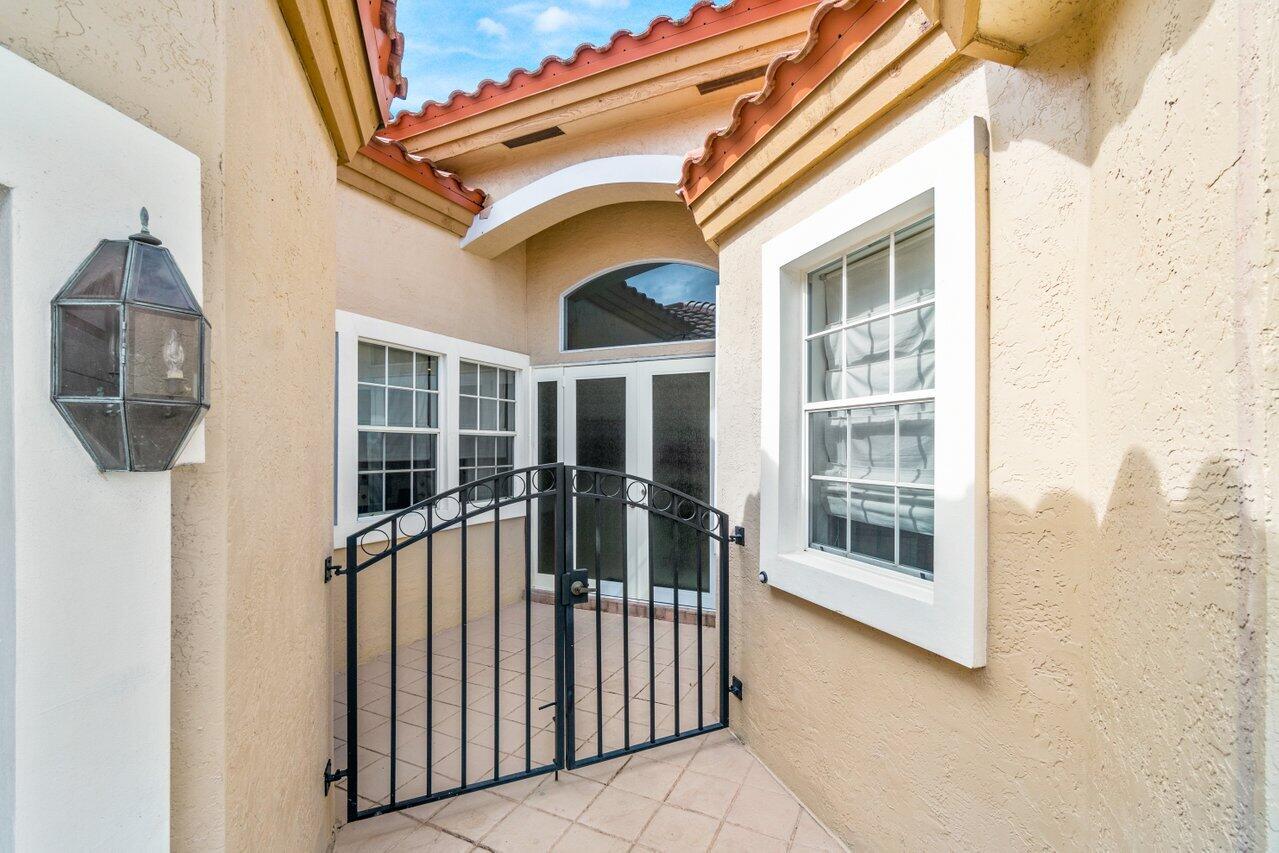 6343 Northwest 24th Street Boca Raton, FL 33434 - Photo 3 of 35 004-6343Northwest24thStreet-BocaRaton-FL