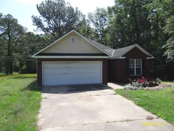 $218,500 | 20 Island Creek Road, Seale, AL 36875