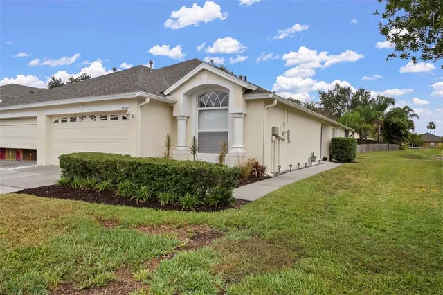 $349,900 | 30927 Whitlock Drive, Wesley Chapel, FL 33543