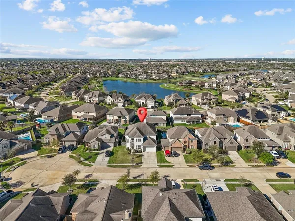 $649,000 | 2414 Trocadero Lane, League City, TX 77573