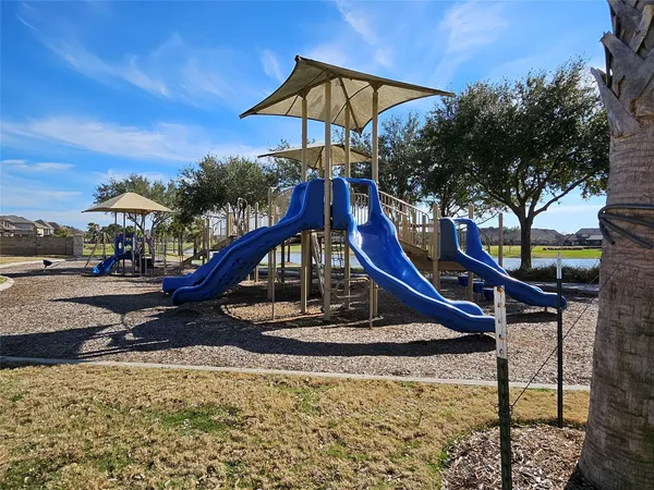 $649,000 | 2414 Trocadero Lane, League City, TX 77573