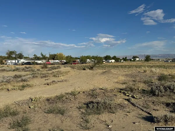 $18,000 | East 3rd Street, Shoshoni, WY 82649