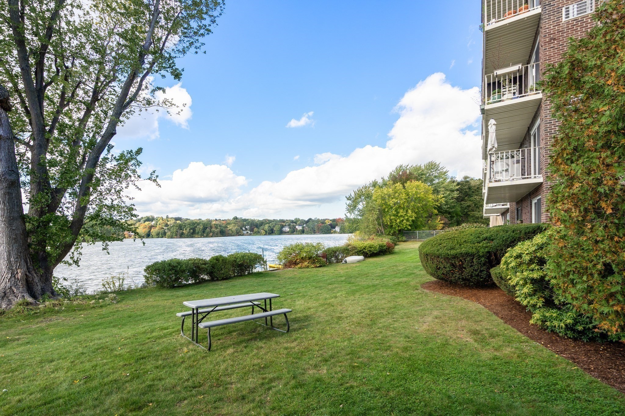 34 Hamilton Road, Unit 404 Arlington, MA 02474 - Photo 23 of 30 Gallery Image 23