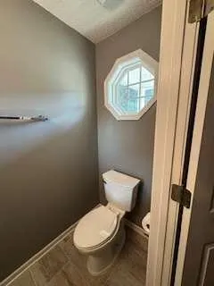 $1,800 | 6213 Hickory Ln Circle, Union City, GA 30291