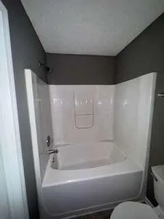 $1,800 | 6213 Hickory Ln Circle, Union City, GA 30291