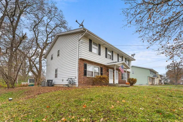 $429,000 | 1542 White Rock Avenue, Unit 1544, Waukesha, WI 53186