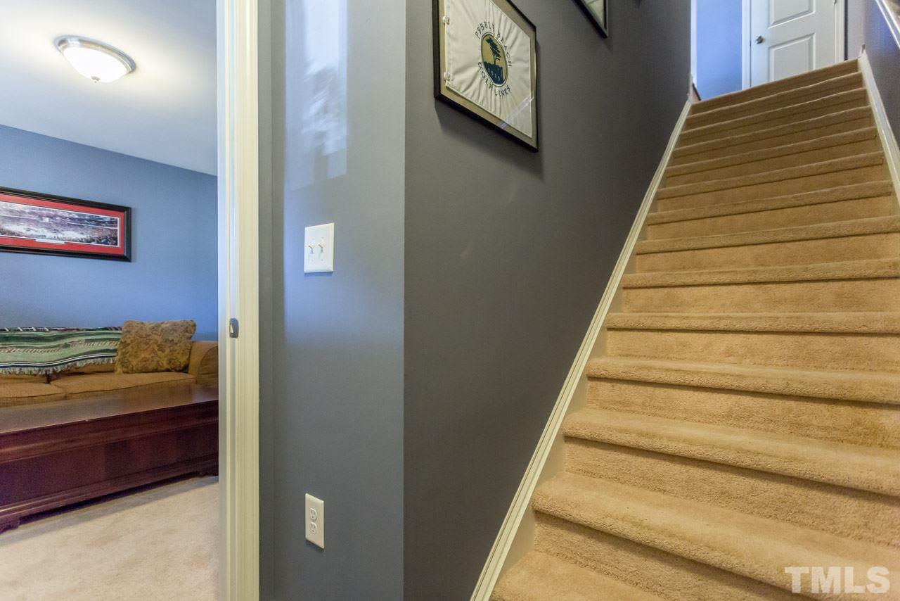 1655 Crafton Way Raleigh, NC 27607 - Photo 20 of 25 a view of entryway