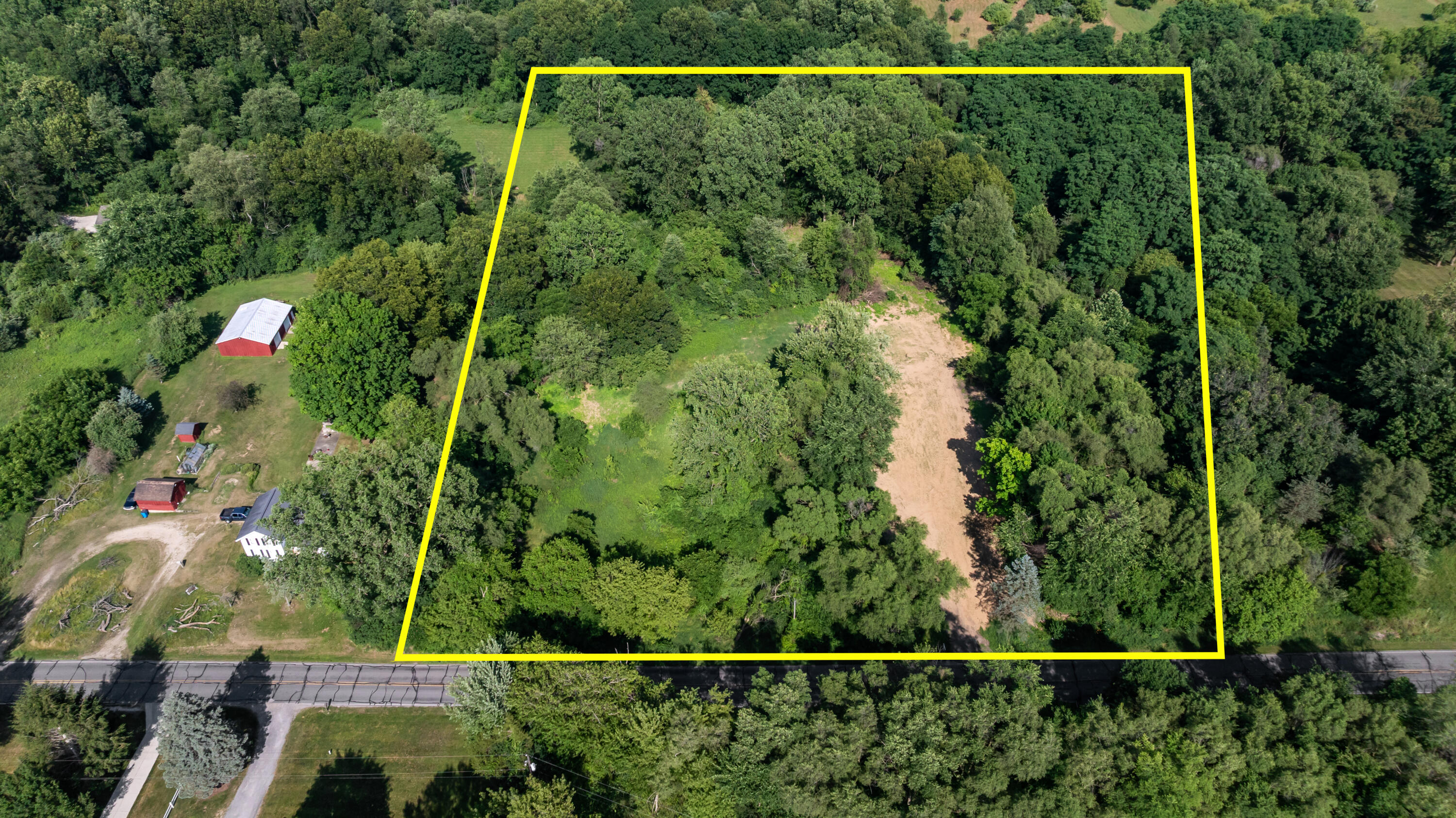 5105 Springbrook Road Jackson, MI 49201 - Photo 6 of 12 DJI_20260702172346_0091_D copy