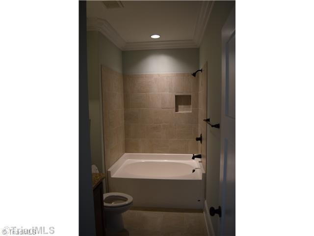 147 Helsabeck Road King, NC 27021 - Photo 11 of 16 Bath.