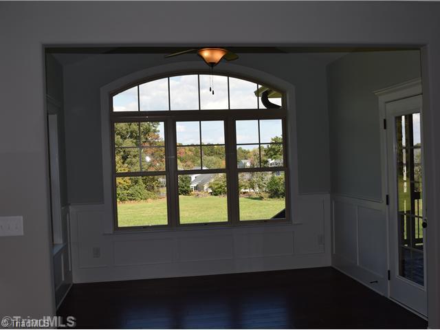 147 Helsabeck Road King, NC 27021 - Photo 4 of 16 Breakfast.
