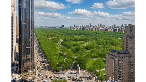 $2,495,000 | 301 West 57th Street, Unit 28C | Hell's Kitchen