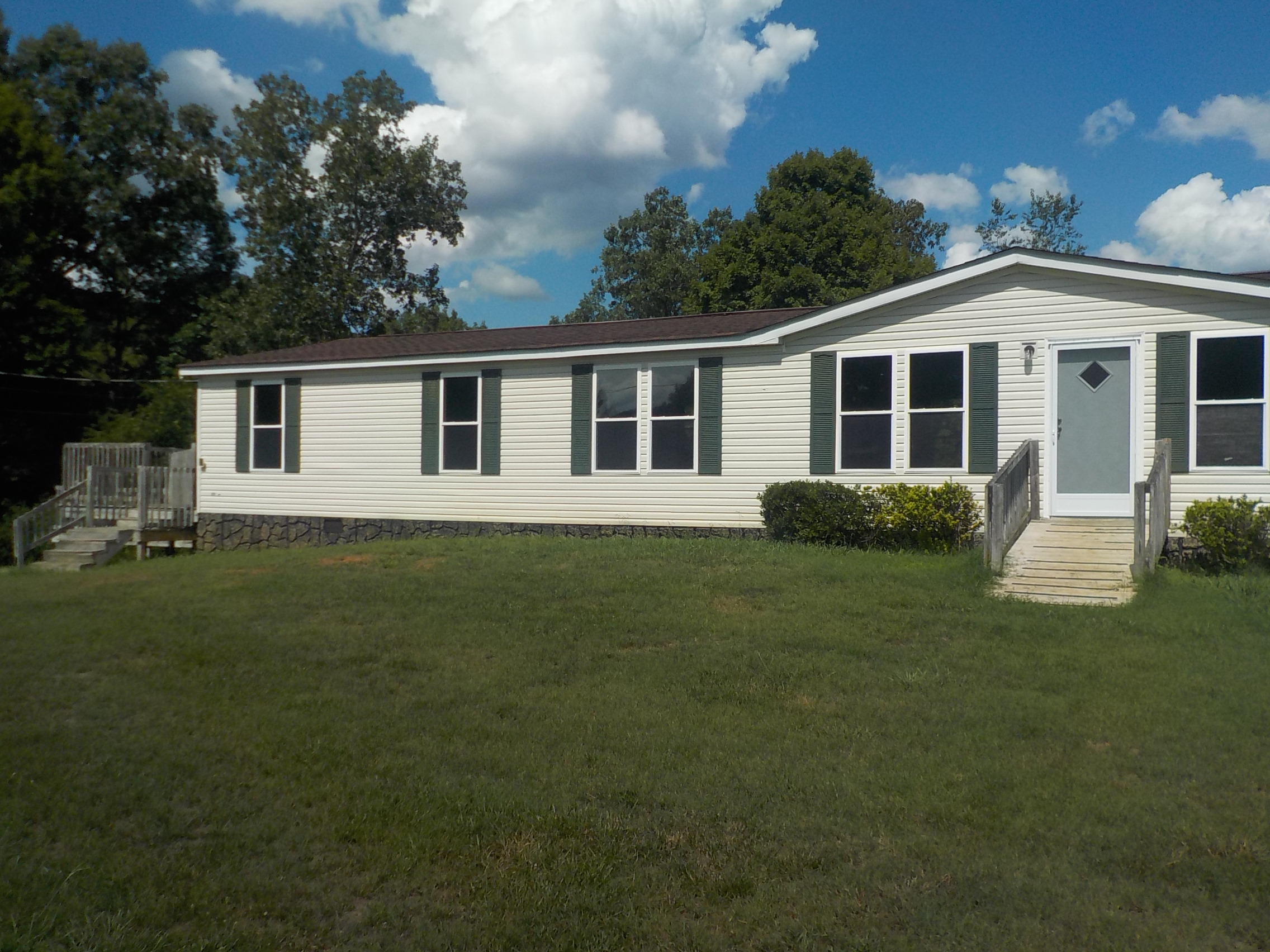 200 Rosedale Avenue Rutledge, TN 37861 - Photo 2 of 33 027