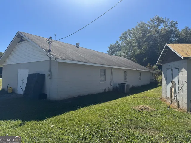 a backyard of a house