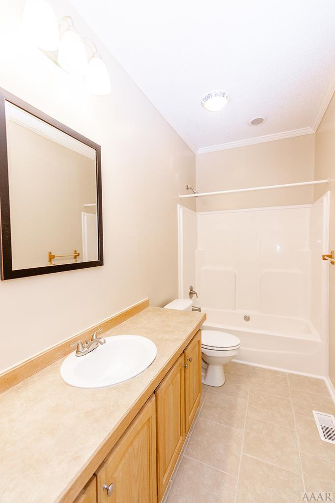279 Deep Creek Road Hertford, NC 27944 - Photo 16 of 40 2nd Bathroom