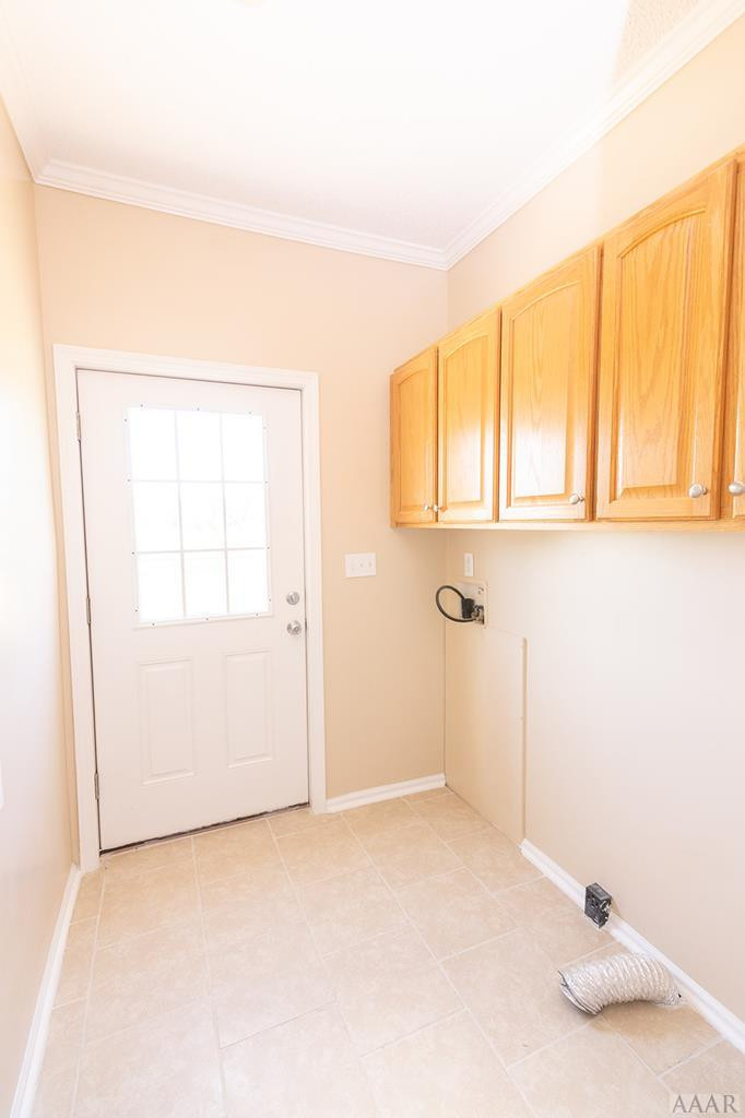 279 Deep Creek Road Hertford, NC 27944 - Photo 17 of 40 Laundry Room