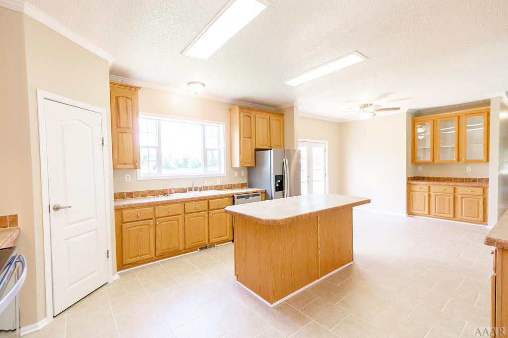 279 Deep Creek Road Hertford, NC 27944 - Photo 36 of 40 Kitchen