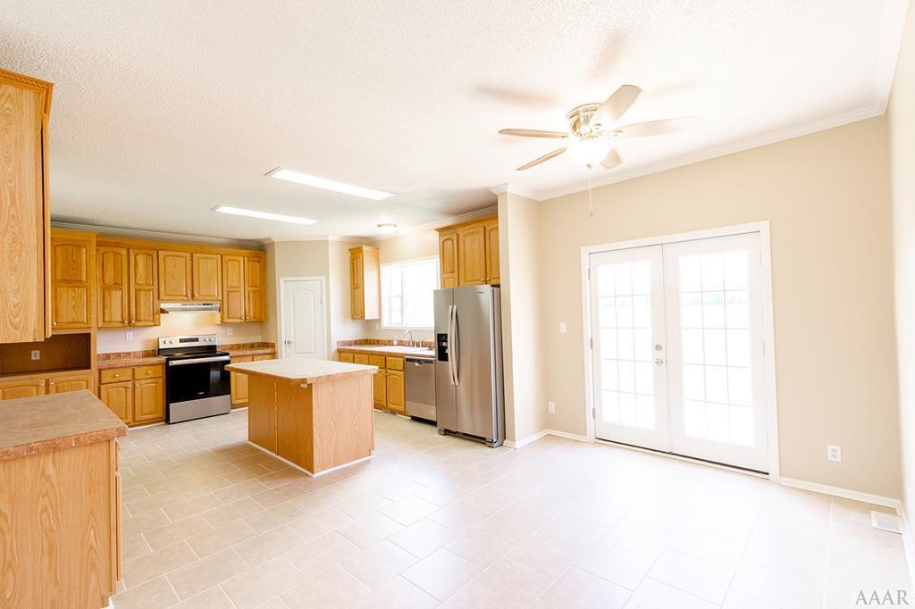 279 Deep Creek Road Hertford, NC 27944 - Photo 8 of 40 Dining Area