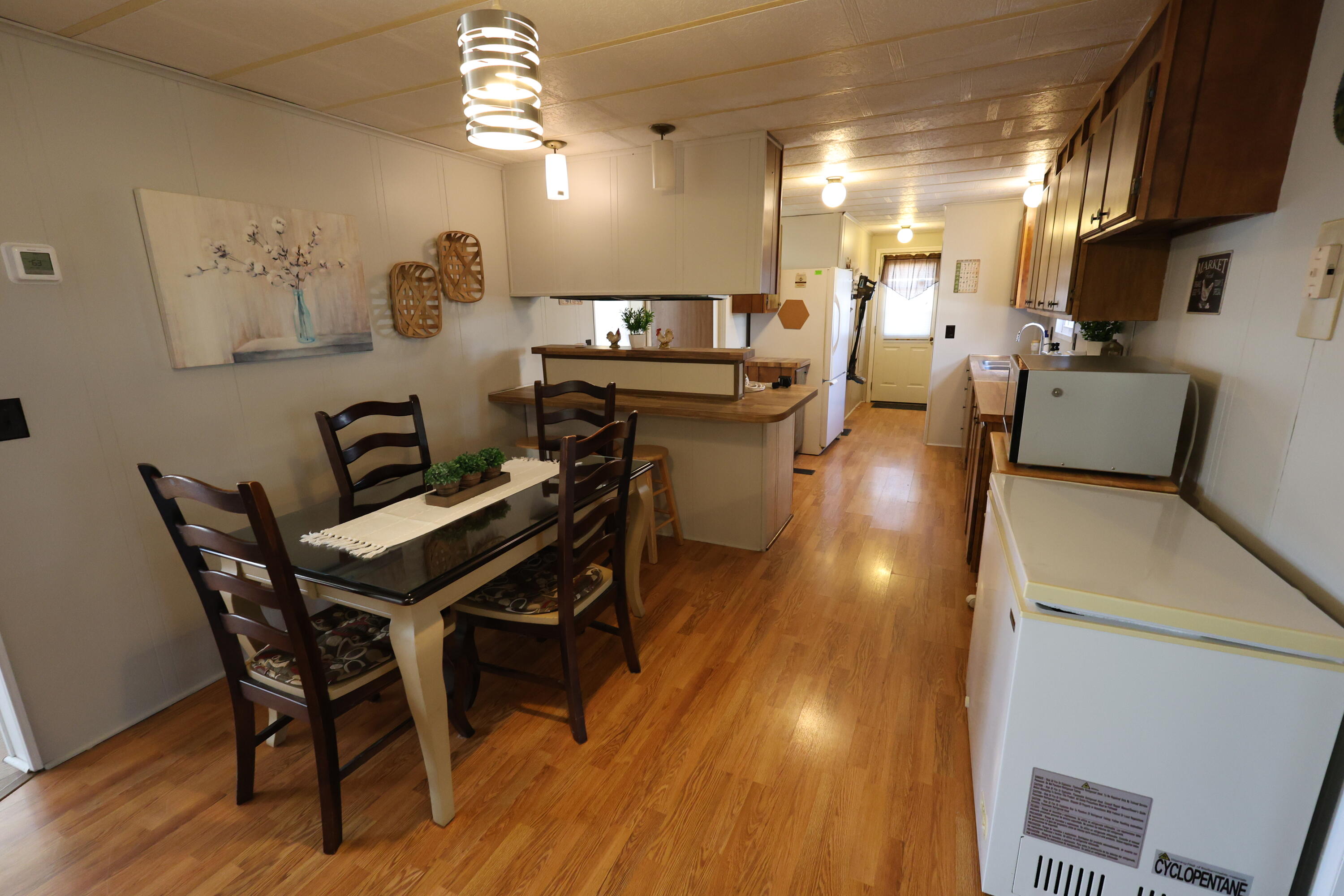 105 Stewart Fork Road Ravenna, KY 40472 - Photo 27 of 59 Nice size dining area!