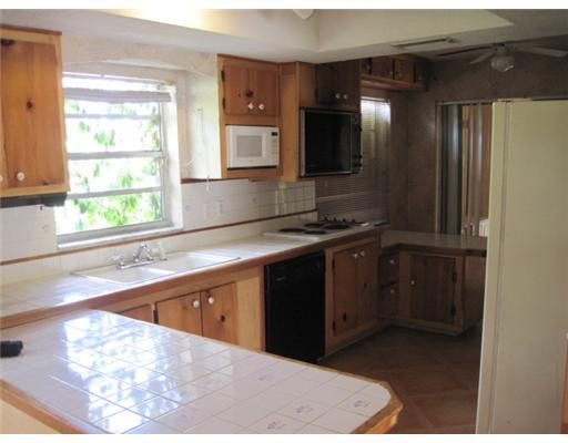 22316 Southwest 62nd Avenue Boca Raton, FL 33428 - Photo 4 of 10 Kitchen
