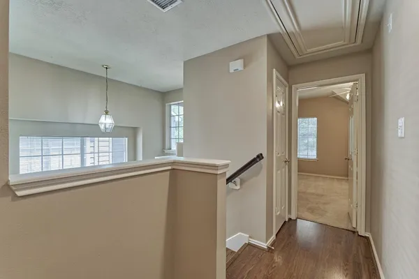 $1,995 | 231 Blushwood Place, The Woodlands, TX 77382