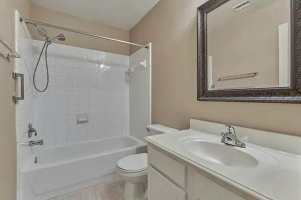 $1,995 | 231 Blushwood Place, The Woodlands, TX 77382