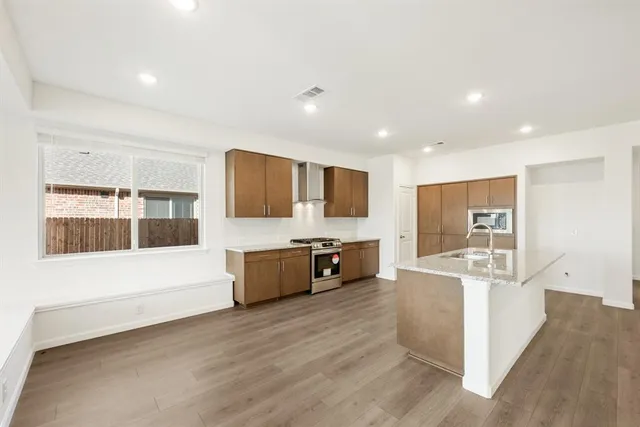 $347,010 | 224 Eagle Vw Lane, Commerce, TX 75428