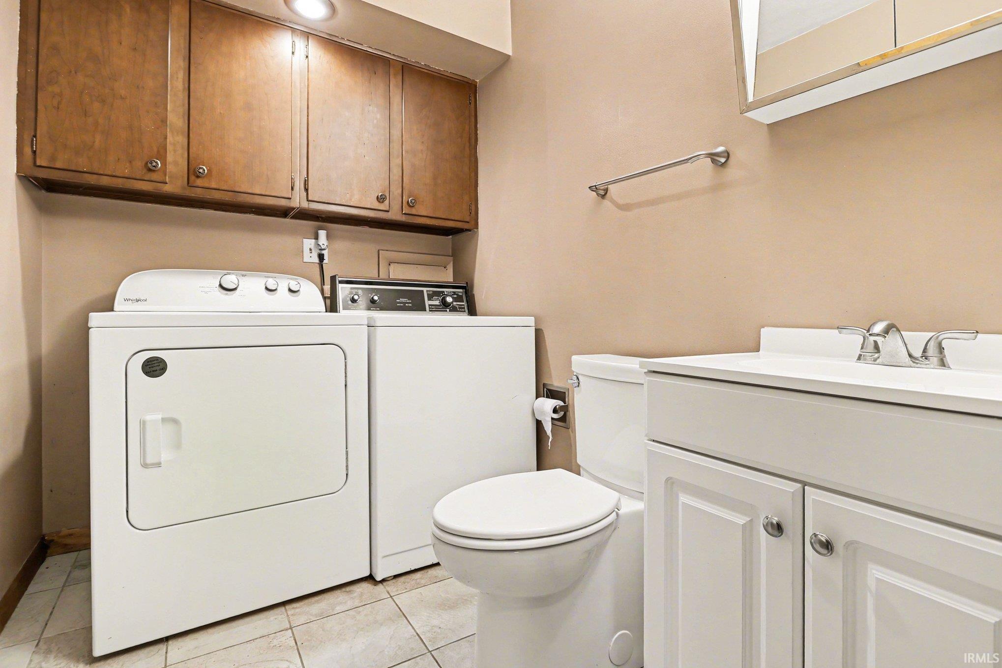 51815 Bittersweet Road Granger, IN 46530 - Photo 20 of 29