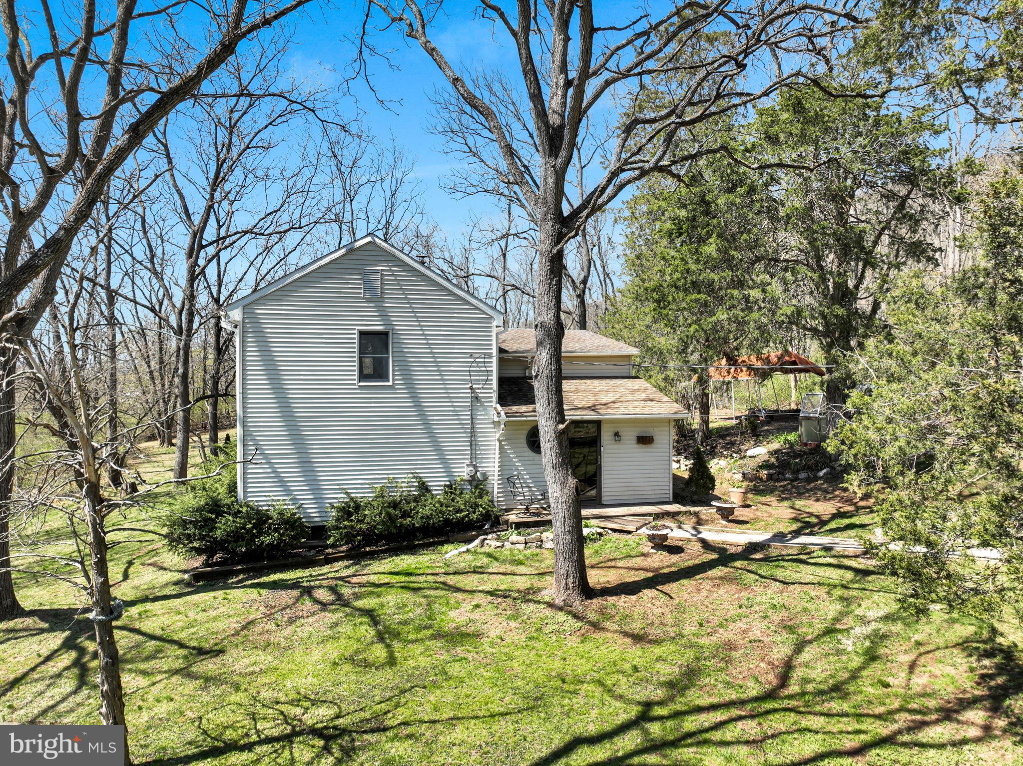 191 Sunshine Road Lykens, PA 17048 - Photo 3 of 55 Gallery Image 3