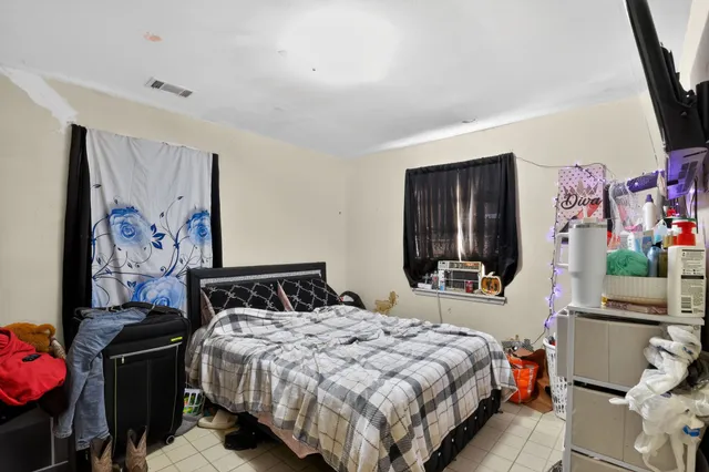 $109,500 | 17002 Woodacre Drive, Houston, TX 77049