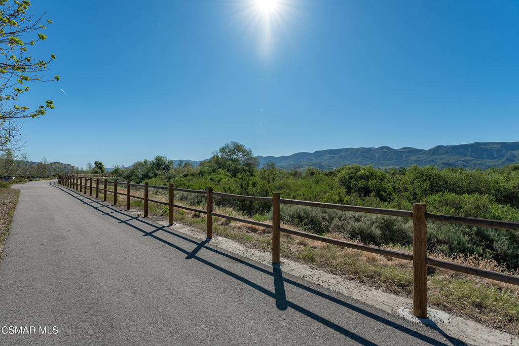 512 Mulberry Lane Fillmore, CA 93015 - Photo 48 of 54 a view of a balcony with mountain view