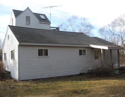 79 Middle Road Boothbay, ME 04544 - Photo 3 of 8 Exterior Front.