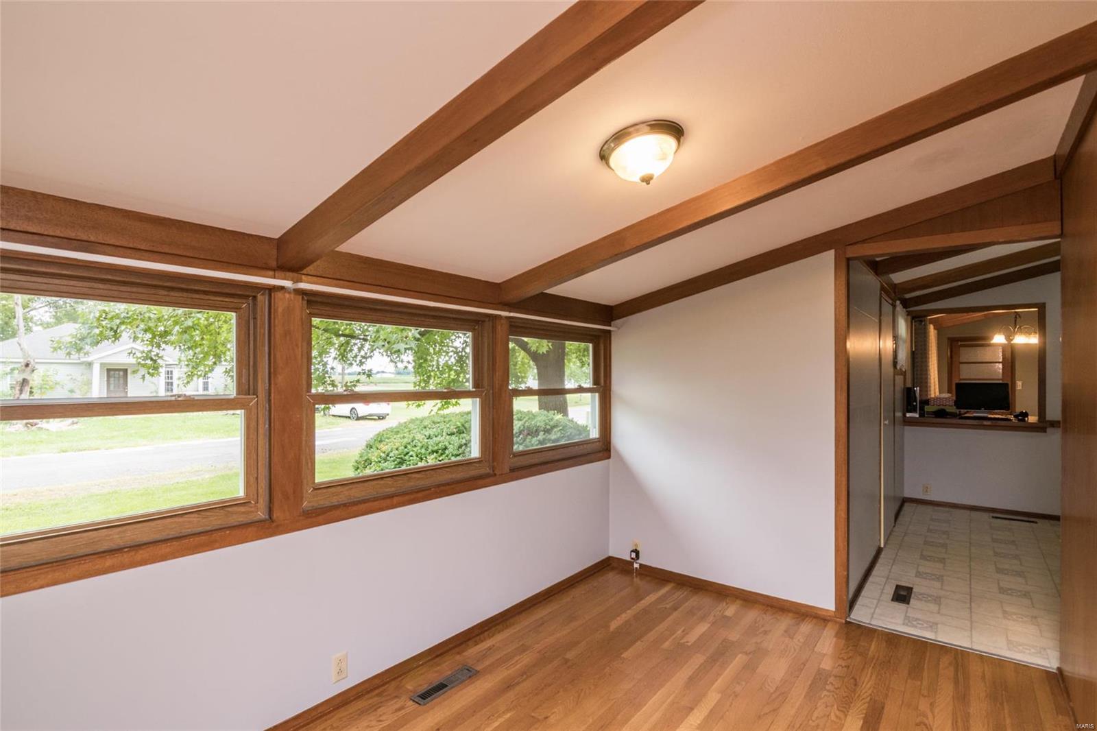 15 Maple Street Moro, IL 62067 - Photo 12 of 35 Gallery Image 12