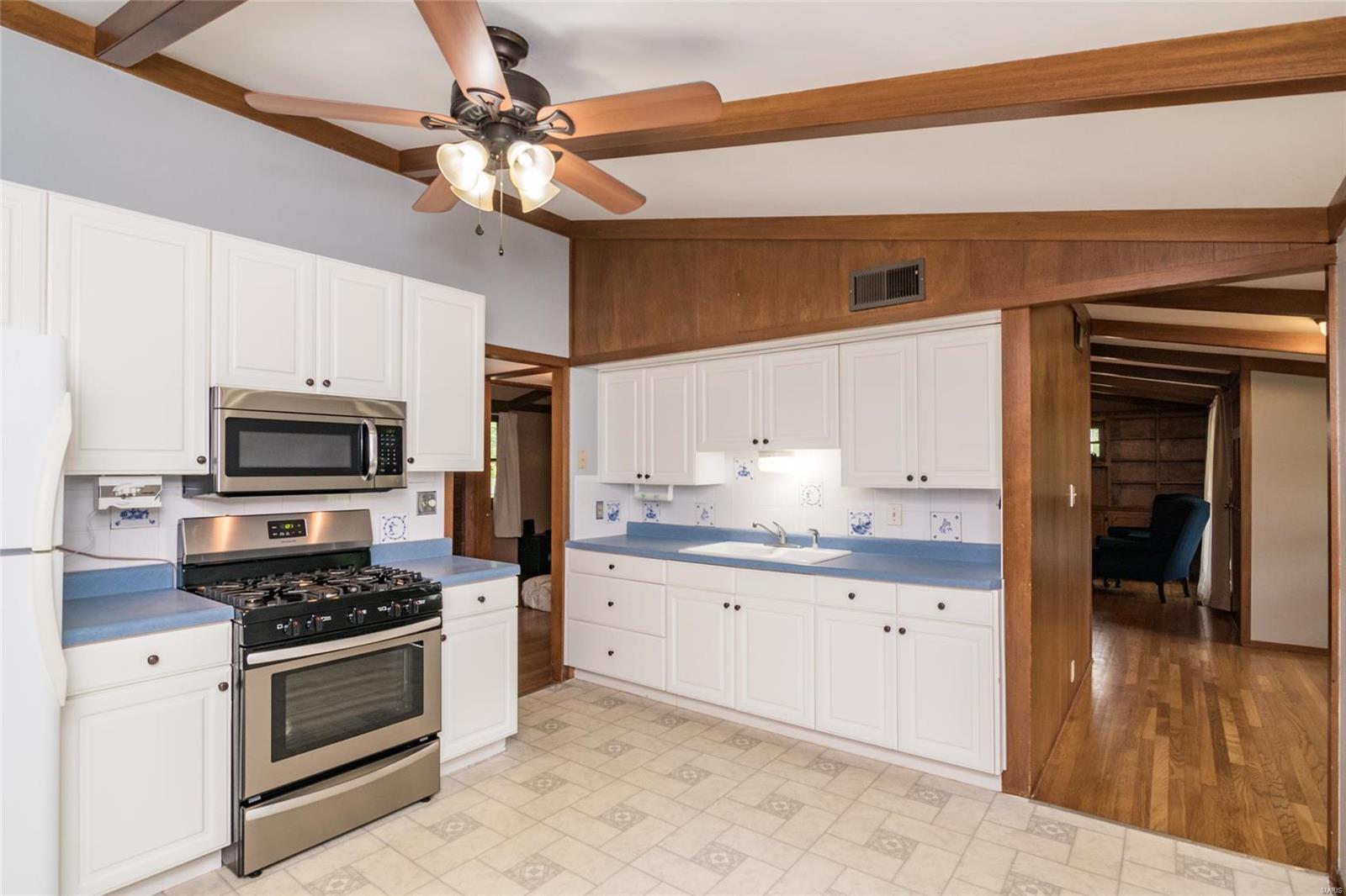 15 Maple Street Moro, IL 62067 - Photo 14 of 35 Gallery Image 14
