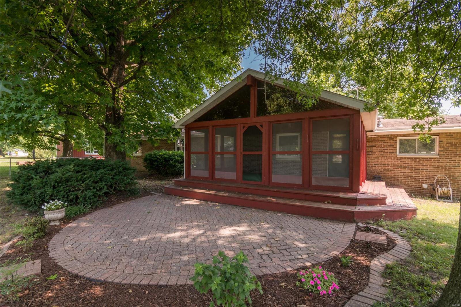 15 Maple Street Moro, IL 62067 - Photo 34 of 35 Gallery Image 34