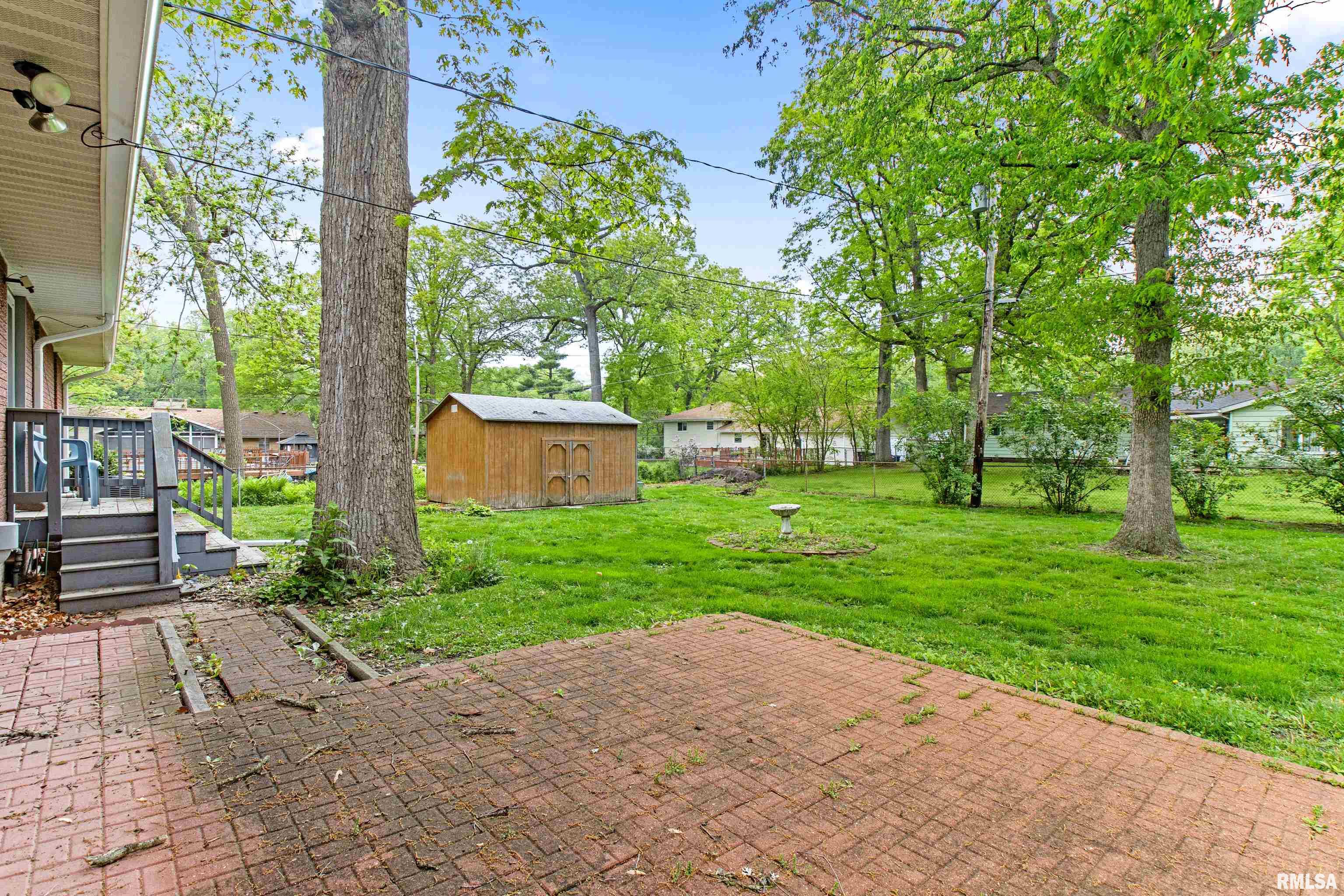 106 South Rustic Road East Peoria, IL 61611 - Photo 8 of 36