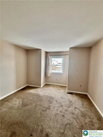 $2,450 | 207 Stephanie Drive, Easton, PA 18045