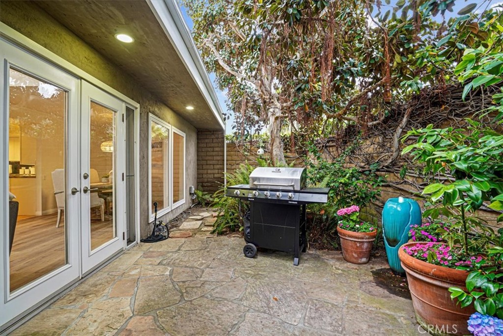23802 Cassandra Bay Dana Point, CA 92629 - Photo 23 of 56 a room with furniture
