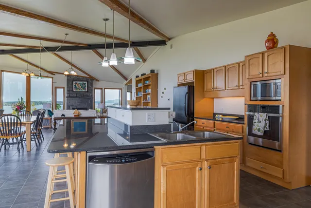 $2,700,000 | 800 Summer Harbor Road, Winter Harbor, ME 04693