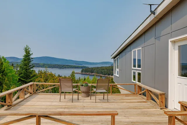 $2,700,000 | 800 Summer Harbor Road, Winter Harbor, ME 04693