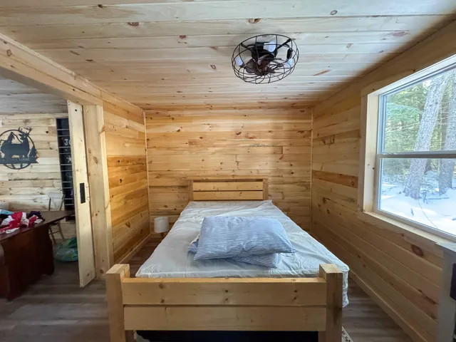 $189,900 | 103 Thoroughfare Lane, Lincoln, ME 04457