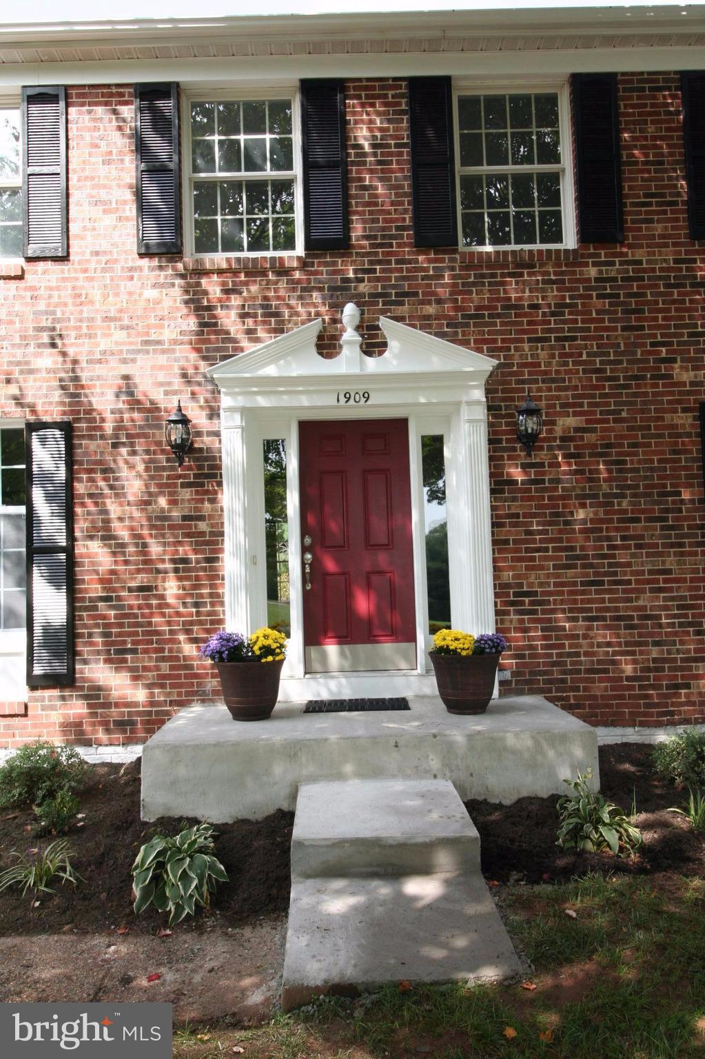1909 East Beech Road Sterling, VA 20164 - Photo 1 of 30 Welcome Home