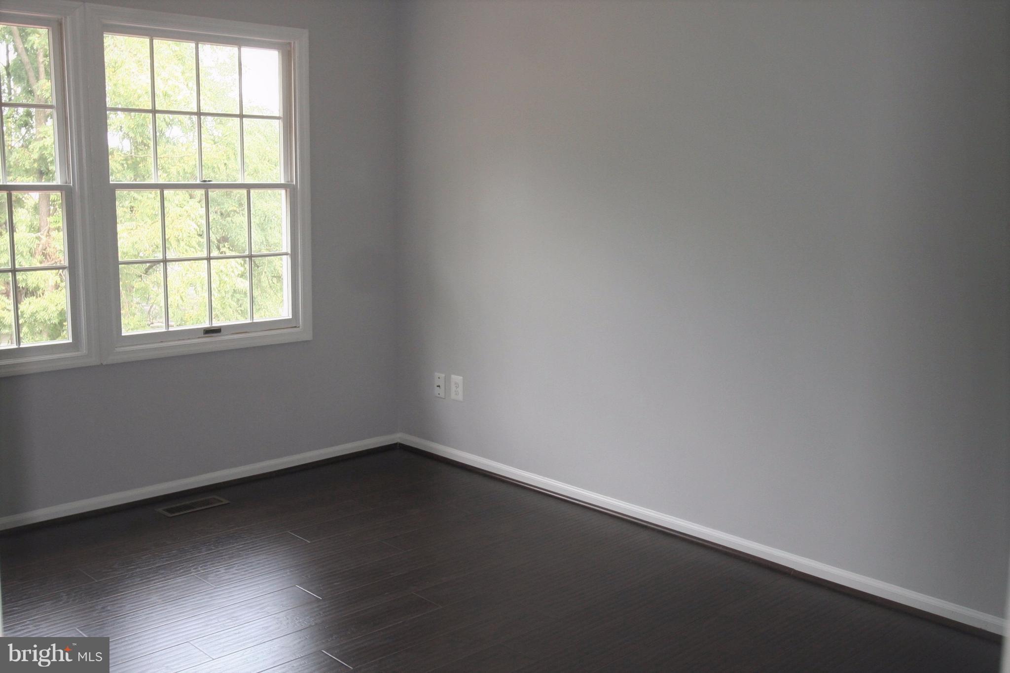 1909 East Beech Road Sterling, VA 20164 - Photo 20 of 30 4th Bedroom
