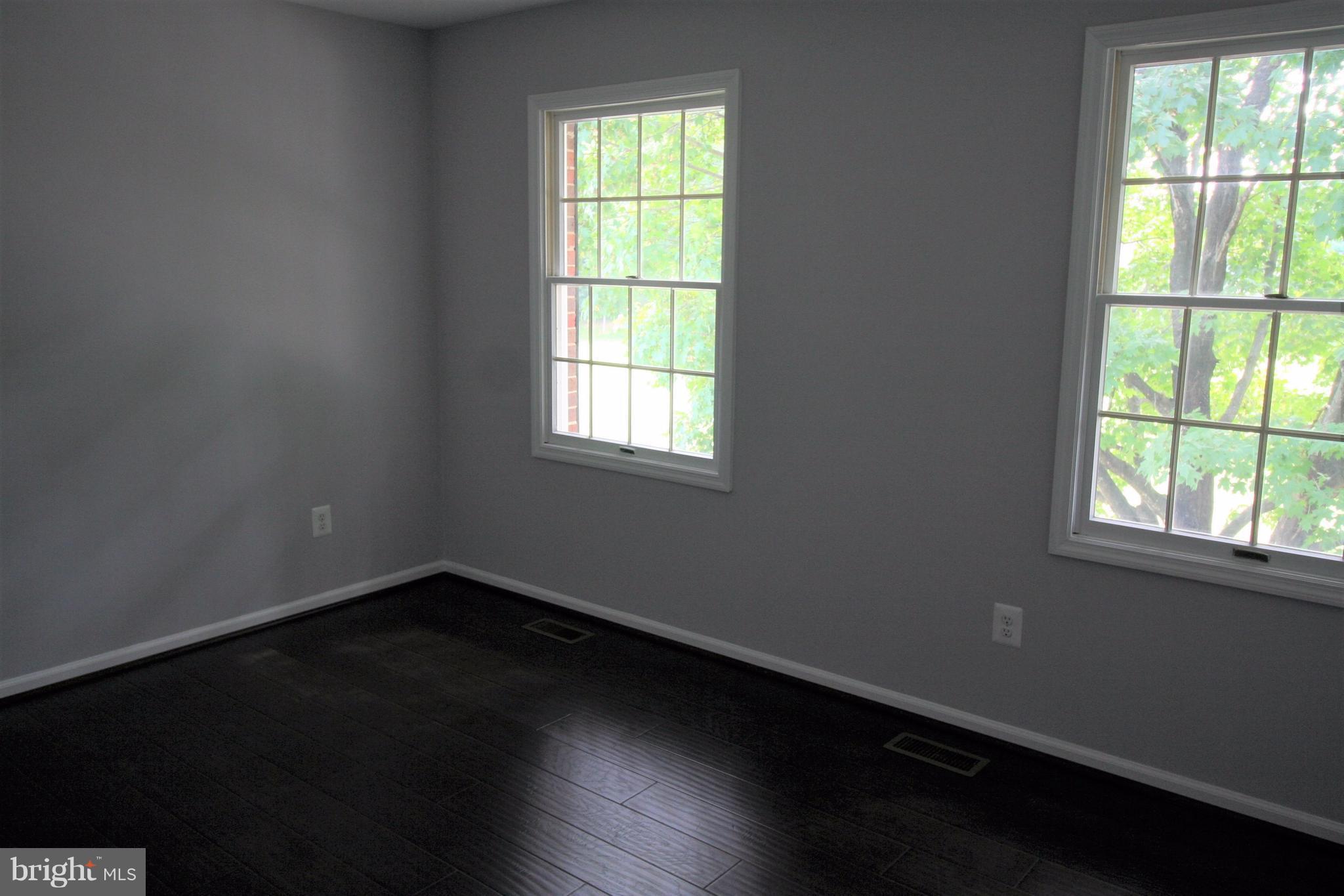 1909 East Beech Road Sterling, VA 20164 - Photo 21 of 30 5th Bedroom
