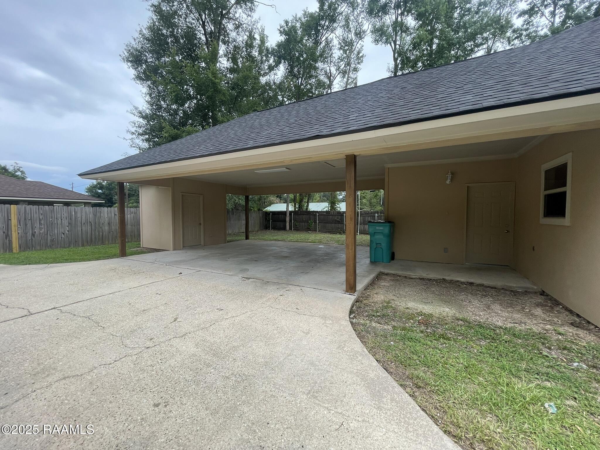 104 Roland Lane Opelousas, LA 70570 - Photo 4 of 11 104 Roland Dr