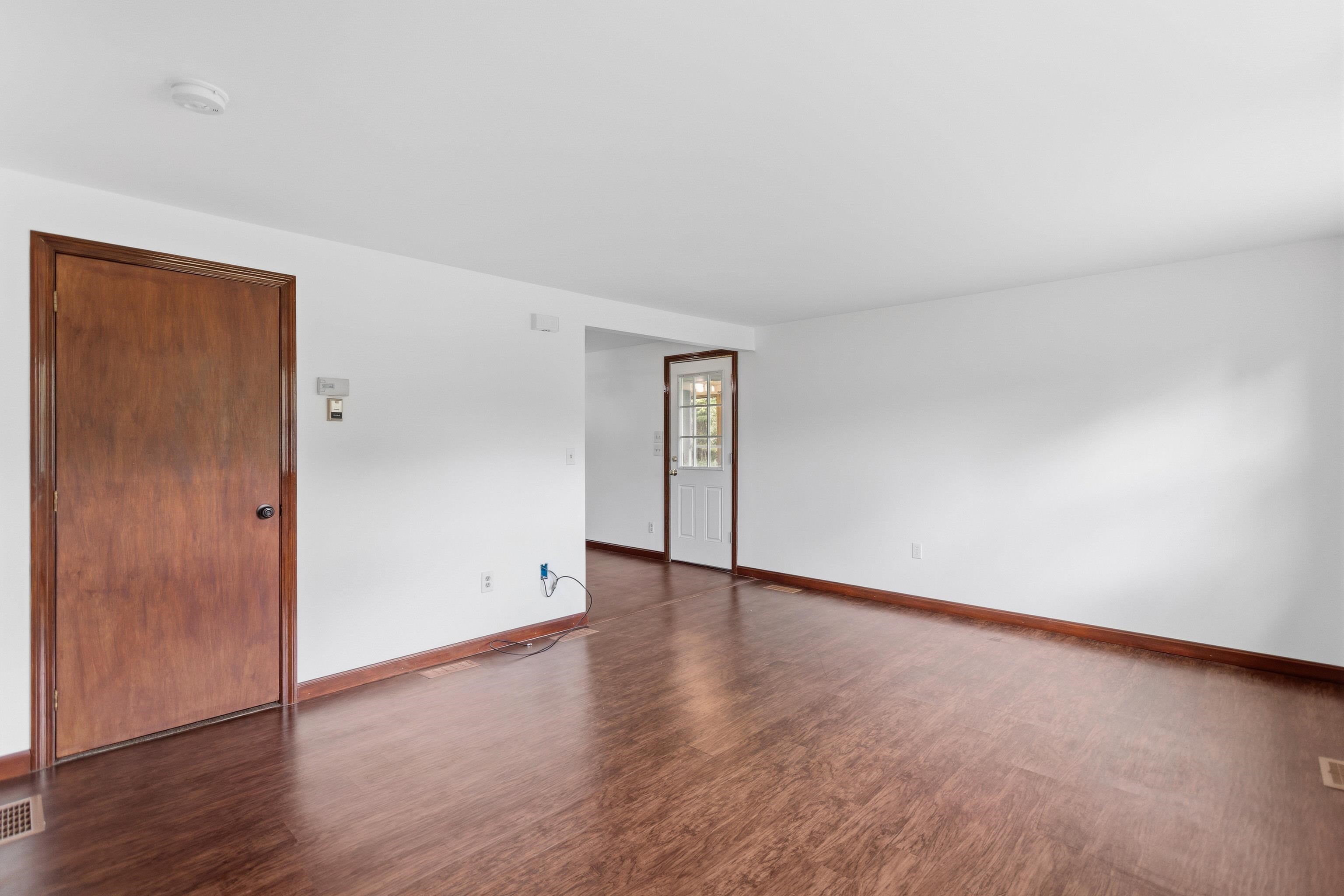 31 Juniper Road, Unit L & R Derry, NH 03038 - Photo 16 of 60 Gallery Image 16