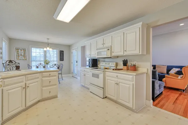 $569,900 | 227 Saddlebrook Drive, Moore, SC 29369