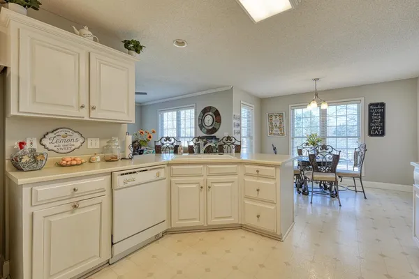 $569,900 | 227 Saddlebrook Drive, Moore, SC 29369