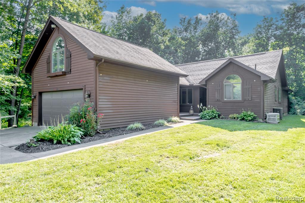 5413 North McKinley Road Flushing, MI 48433 - Photo 35 of 41 Gallery Image 35