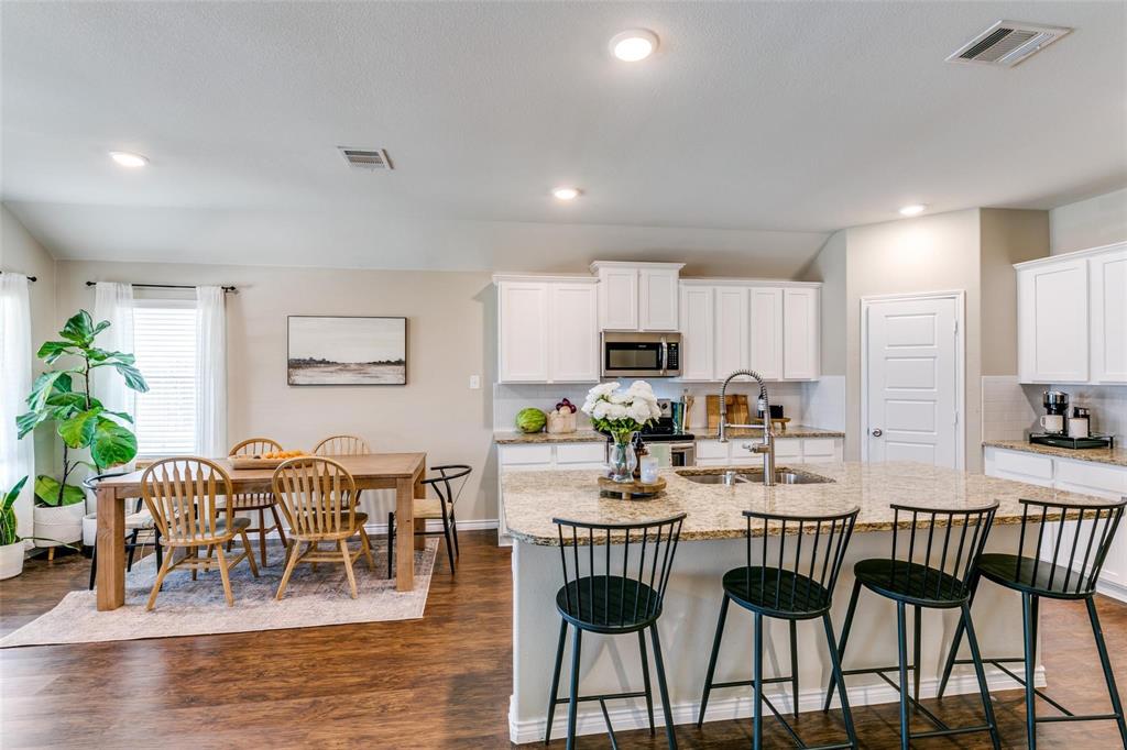 252 Sunny Corner Road Royse City, TX 75189 - Photo 3 of 25